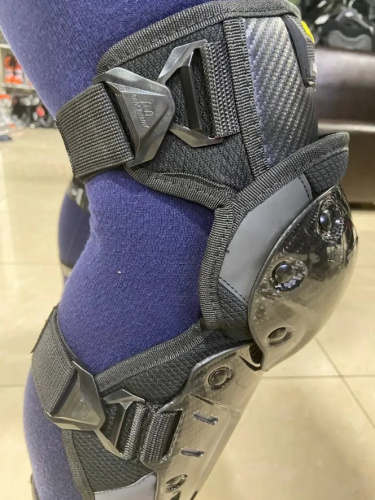 Ones Again Наколенники Carbon Fiber Force в Москве
